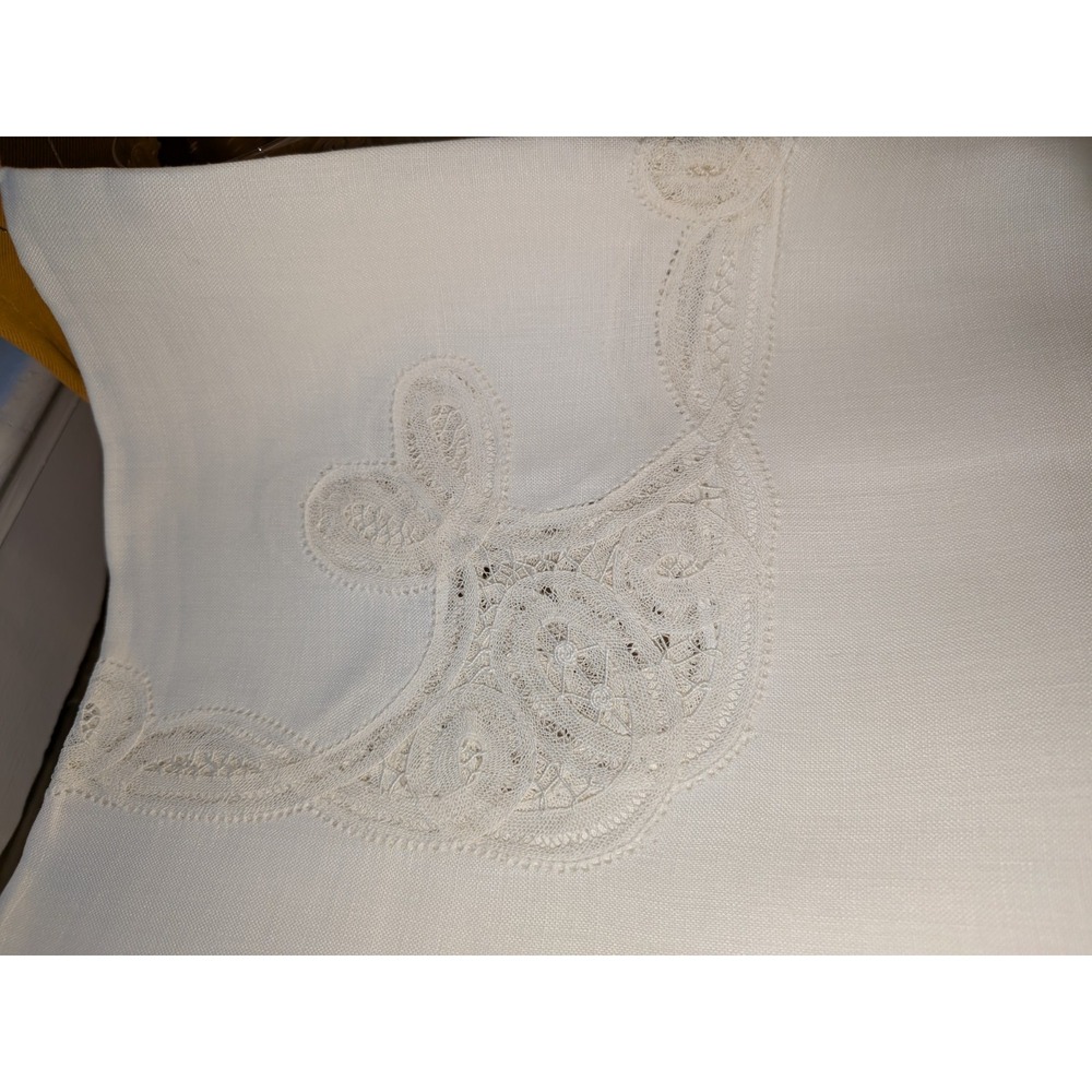 Lace 100% Belgian Linen White Tablecloth Corner & Center Detail & 4 Napkins NEW - Picture 8 of 9
